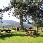 Chez Escarain Hébergement de vacances *