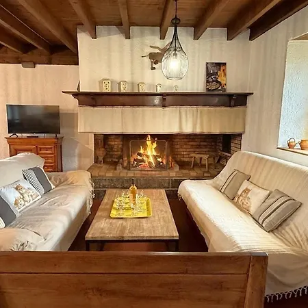 Сasa de vacaciones Chez Escarain *